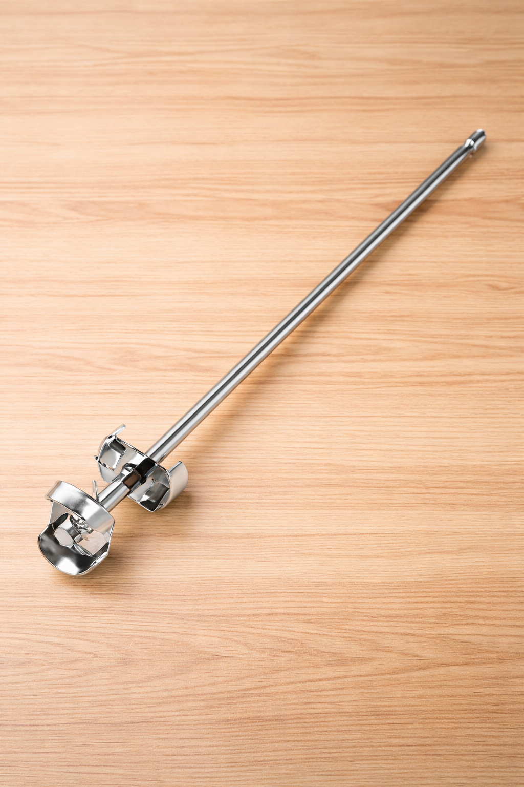 電動ドライバーに取り付けるタイプのペイントミキサー（攪拌棒）