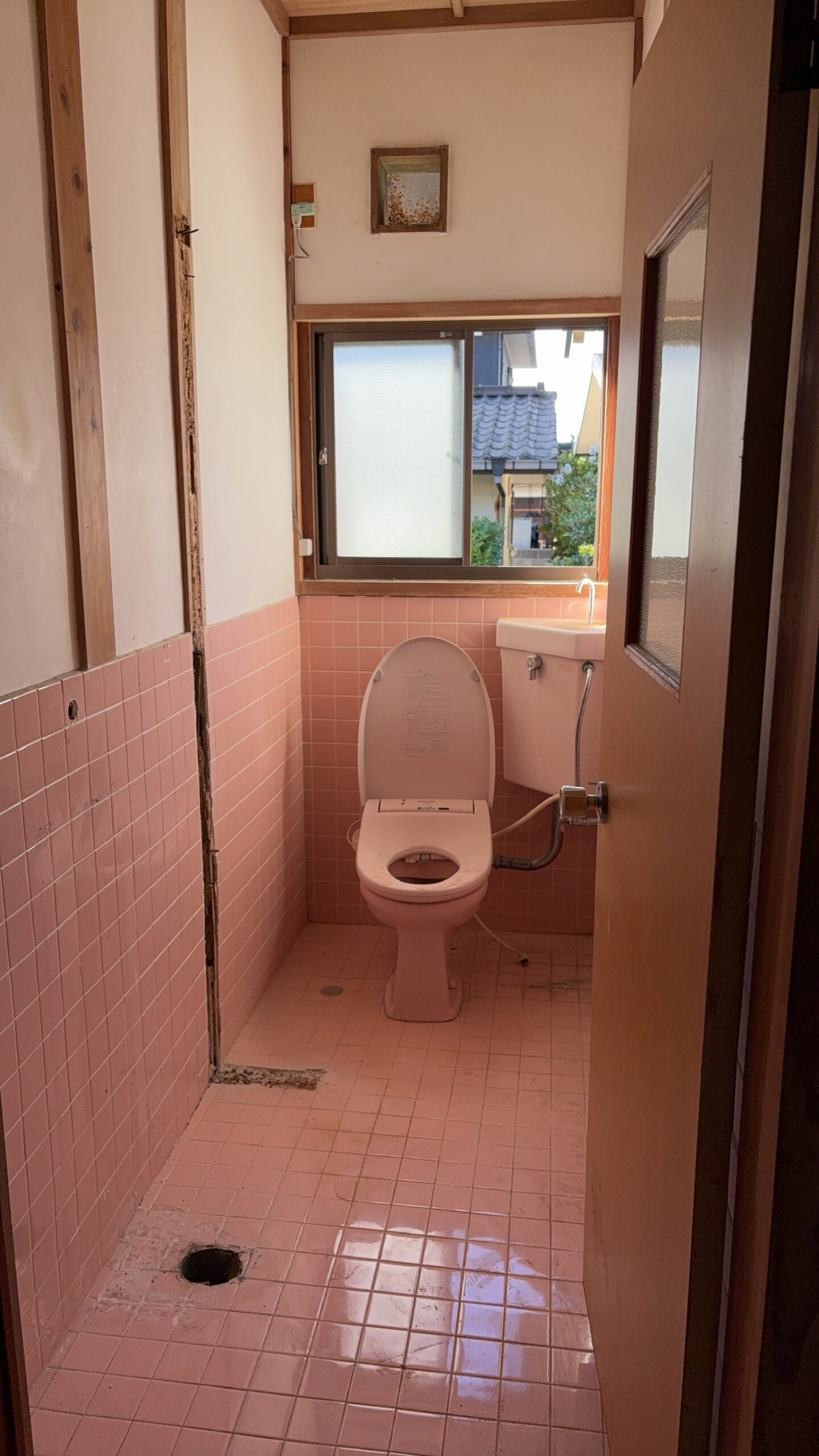 陶器3点を撤去した後の全景